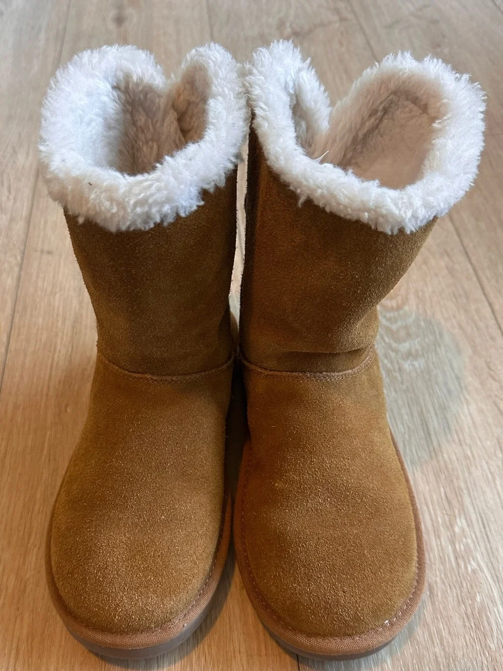 Koolaburra by Ugg Nalie Kids Button Suede Boot - Chestnut Brown UNISEX